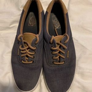 Men’s Vans Shoe.